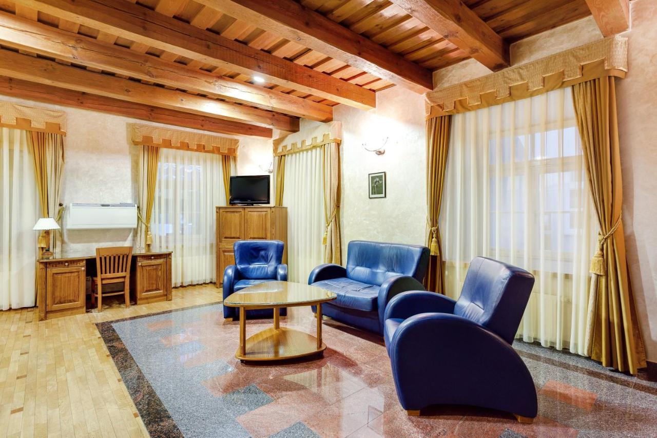 Atrium Suites Вильнюс Экстерьер фото