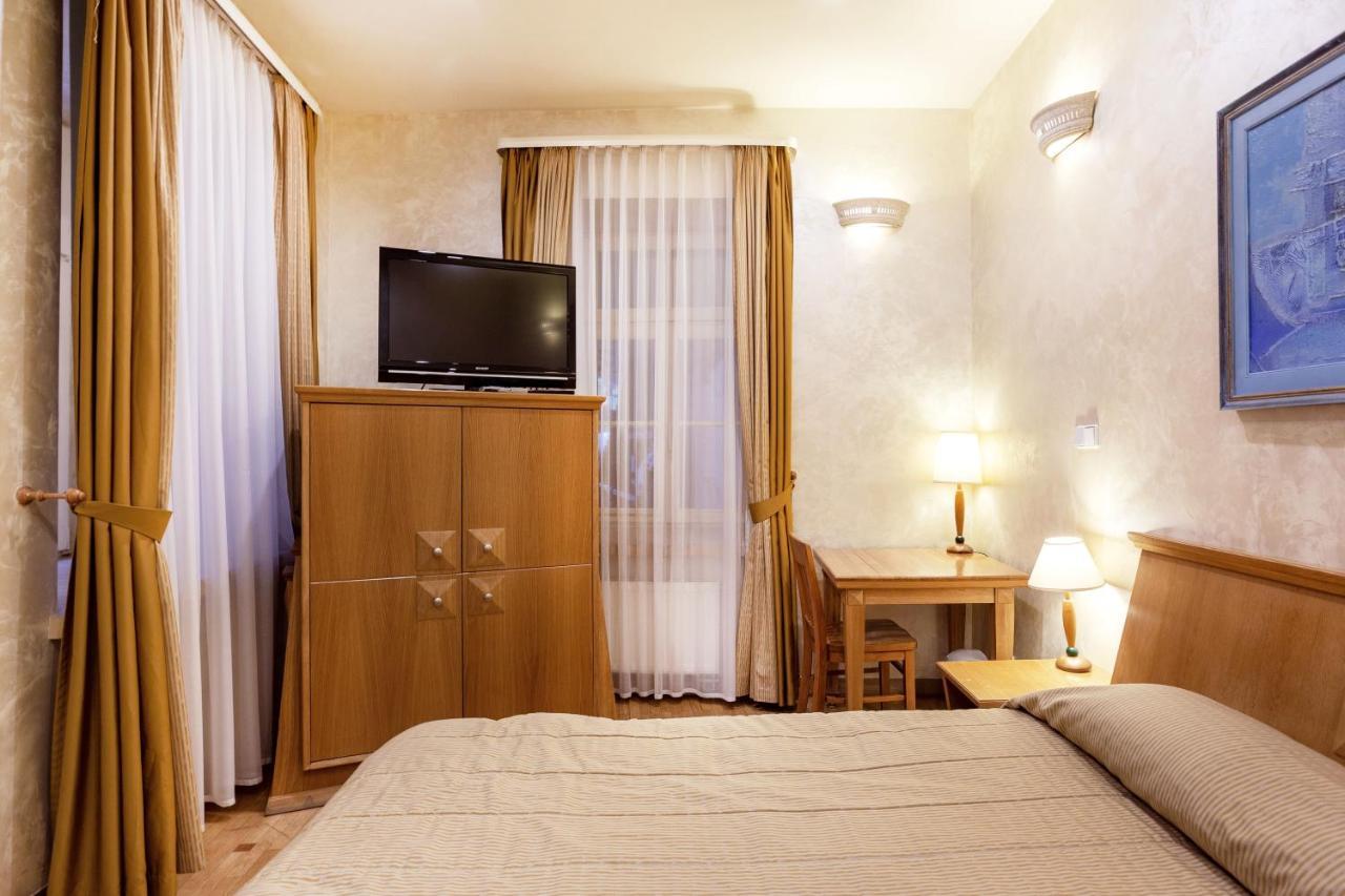Atrium Suites Вильнюс Экстерьер фото